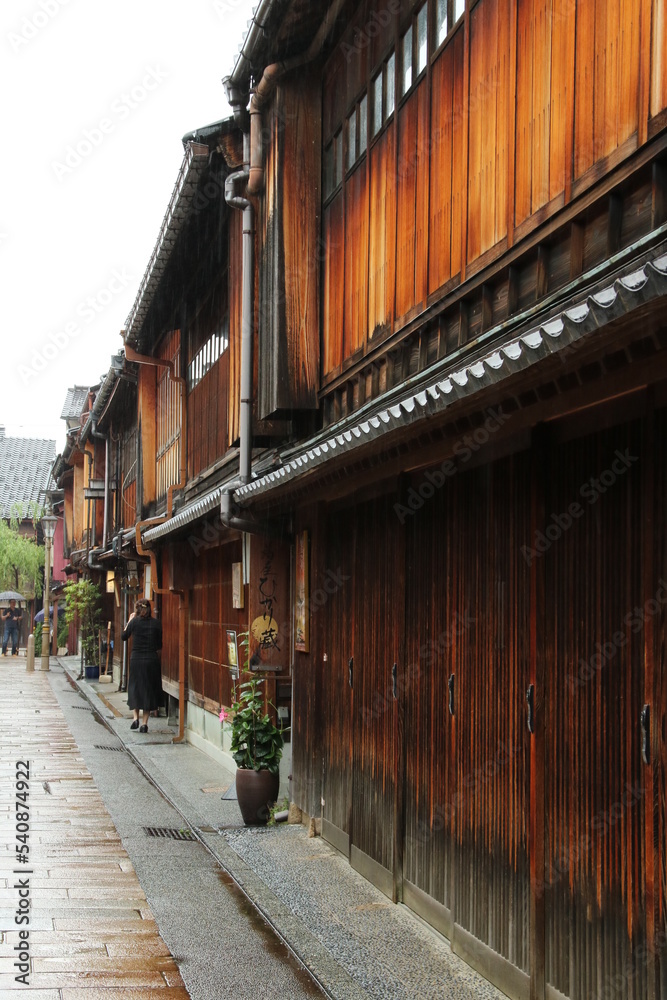 Fototapeta premium 古い町並み 昔の日本家屋