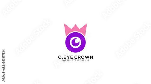 Letter o eye crown logo design vector template