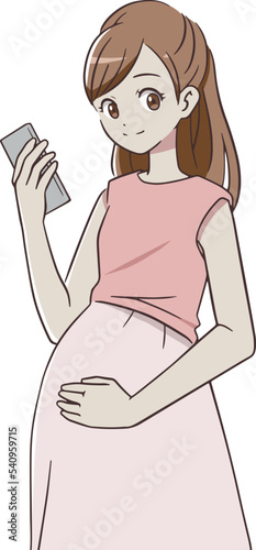 笑顔でスマホを持つ妊婦