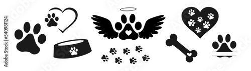 Heart paw icon vector set. Dog paw illustration sign collection. love dog symbol.