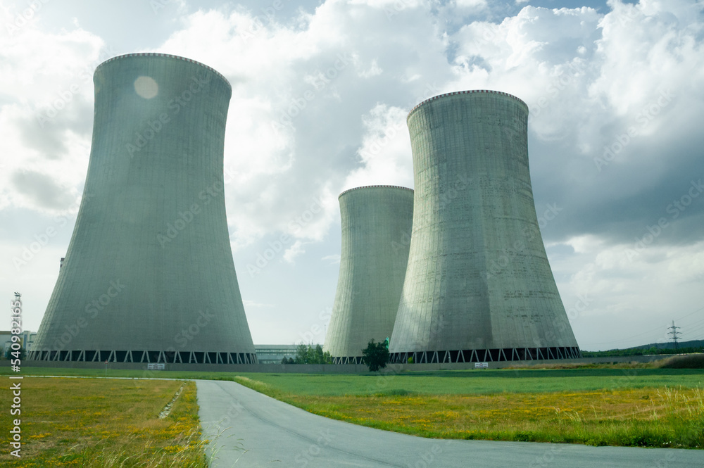 Nuclear power plant cooling chimneys with road in front
