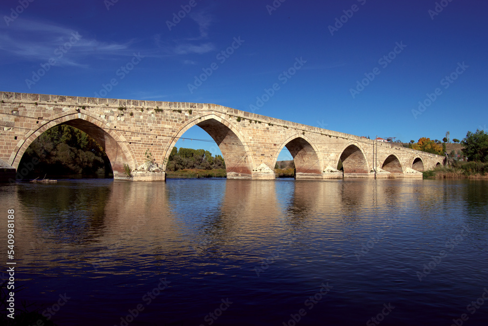 bridge over the river, pont du gard country, pont du gard, 
ottoman bridge, ottoman architecture, architecture, design, turkey historical bridge, sahruh bridge, ottoman civilization