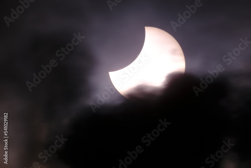 Sonnenfinsternis - (solar eclipse) - am -(on) 25.10.2022