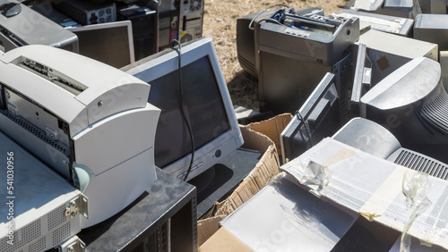 computer waste in landfill © poco_bw