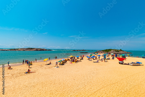 banhistas na Praia da sereia, praia da costa, Itaparica, Vila Velha, Vitória, Espirito Santo, Brasil © Fotos GE