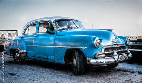 Fototapeta Naklejka Na Ścianę i Meble -  Classic old Cuban car