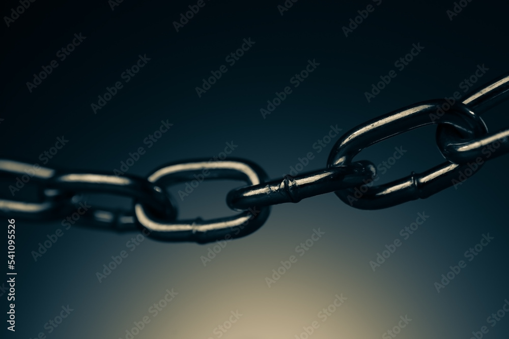 Obraz premium Chain Freedom And Separation Concept