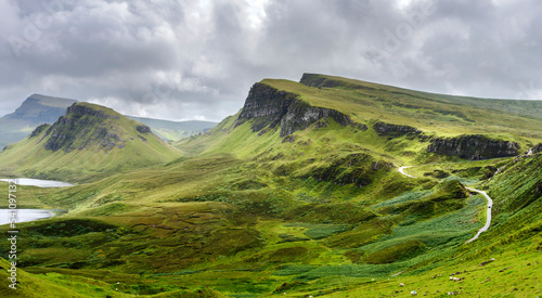 Photos Quraing mountains and lakes landscape,summer season,the Isle of Skye,Highlands of Scotland,UK