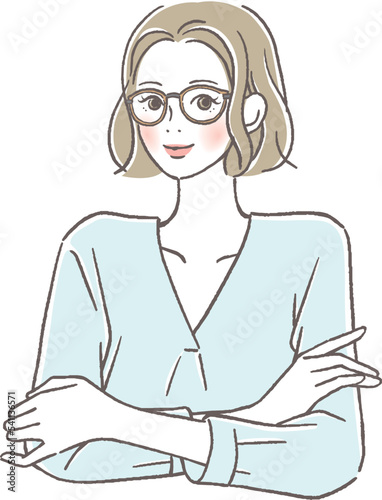 肘をつくメガネの女性