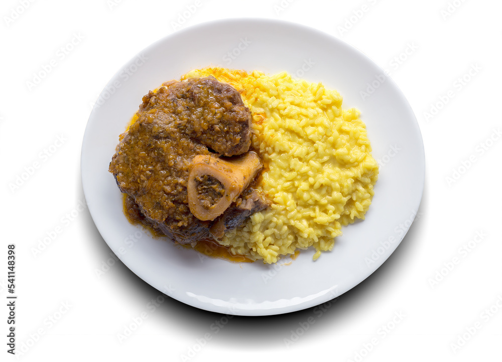 Milanese risotto with saffron and braised veal Milanese risotto with saffron and braised veal