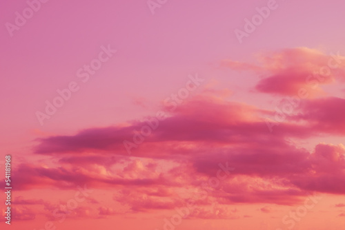 sunset sky with pink clouds © Fotograf