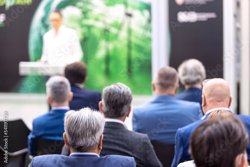 Wallpaper Mural Business conference and presentation or international political event Torontodigital.ca