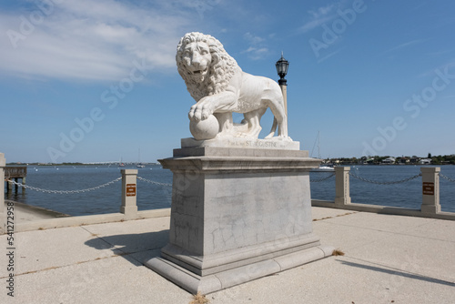Bridge of Lions Statue: St. Augustine, Florida, USA © Carrie