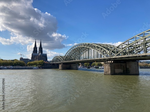 Blick über den Rhein mit Hohenzollernbrücke und Dom in Köln photo