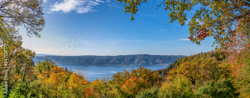 Herbst Landschaft mit Blick über den Bodensee und Berge im Hintergrund  photo