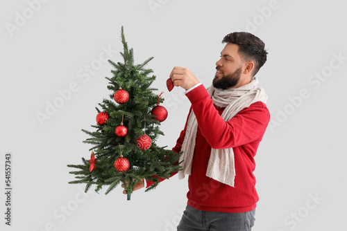 Handsome man with Christmas...