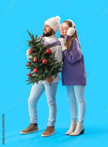 Young couple with Christmas...