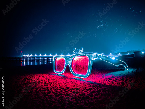 light painting on sunglasses