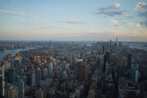 New York city skyline © Juan Pineros