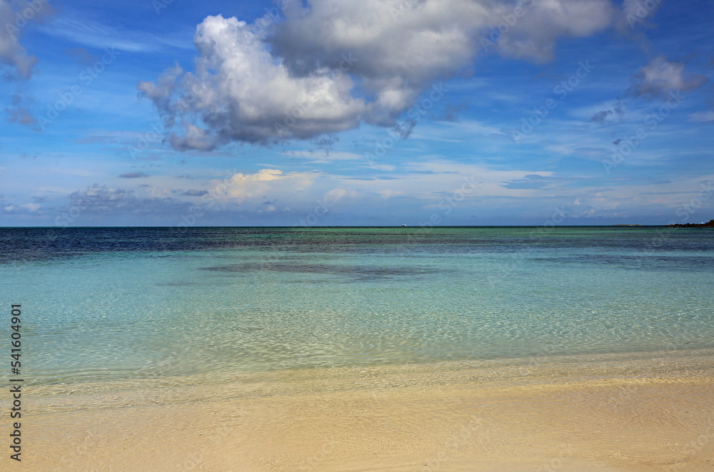 The sky and the ocean - Bahamas The sky and the ocean - Bahamas