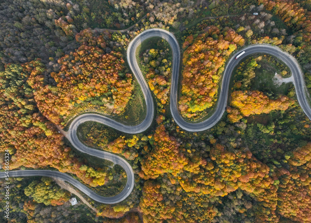 Autumn Season in the İnegol-Domanic Winding Road Drone Photo, İnegol Bursa, Turkey Autumn Season in the İnegol-Domanic Winding Road Drone Photo, İnegol Bursa, Turkey