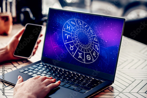 Foto Astrological forecast for the zodiac signs. school of astrology.