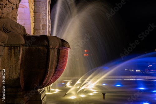 Obraz na płótnie Fountain in Szczecin, Wały Chrobrego.
City at night, colors, reflections, light,
Poland, summer 2022 w salonie