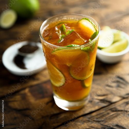 Traditional iced tea with lime