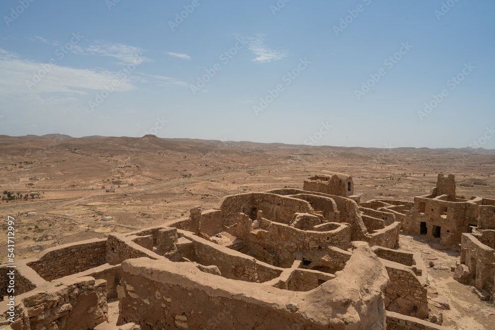 Obraz premium Ksar Beni Barka - Region of Tataouine - Southern Tunisia