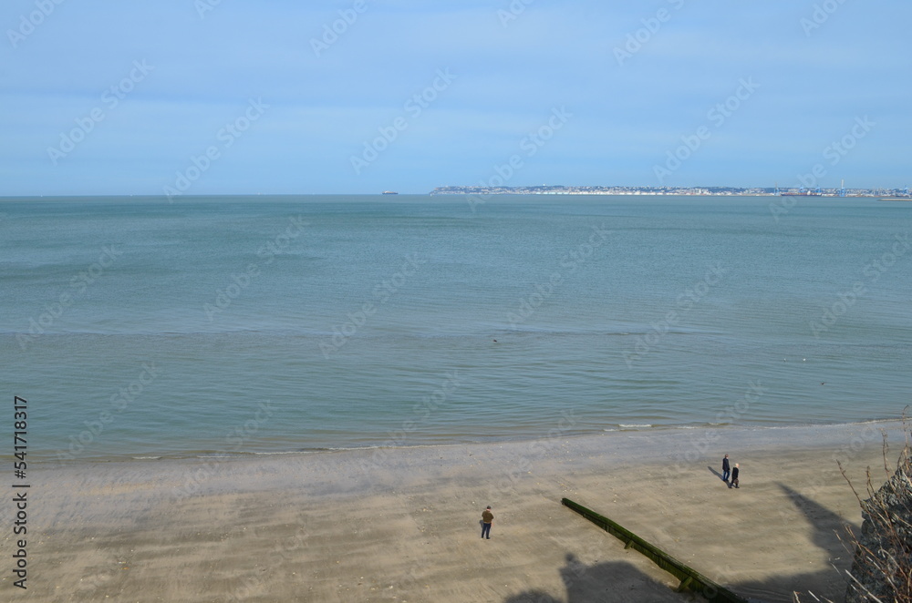 La baie de Seine vu de Villerville (Calvados - Normandie - France) La baie de Seine vu de Villerville (Calvados - Normandie - France)
