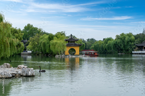 Yangzhou Slender West Lake Chinese Garden Landscape photo