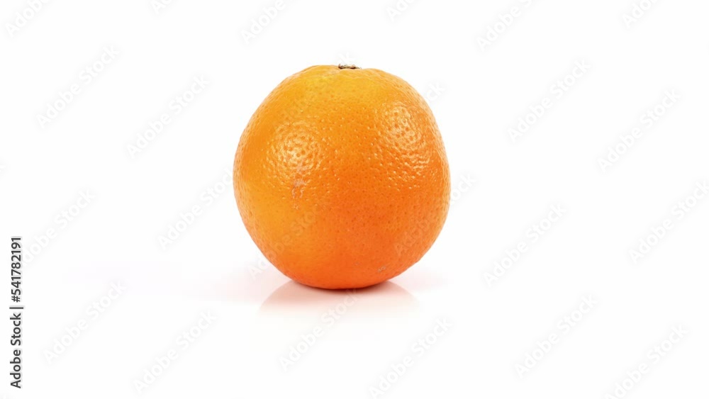 spining orange fruit on the white background, citrus on the white, close-up of apple, Fresh orange rotating on a white background, orange fruit isolated spining orange fruit on the white background, citrus on the white, close-up of apple, Fresh orange rotating on a white background, orange fruit isolated