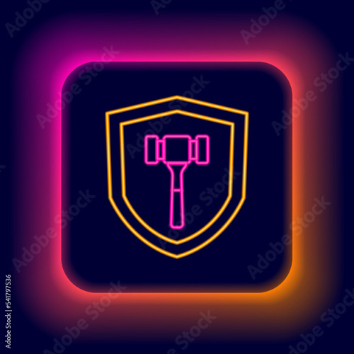 Glowing neon line Auction hammer icon isolated on black background. Gavel - hammer of judge or auctioneer. Bidding process, deal done. Auction bidding. Colorful outline concept. Vector