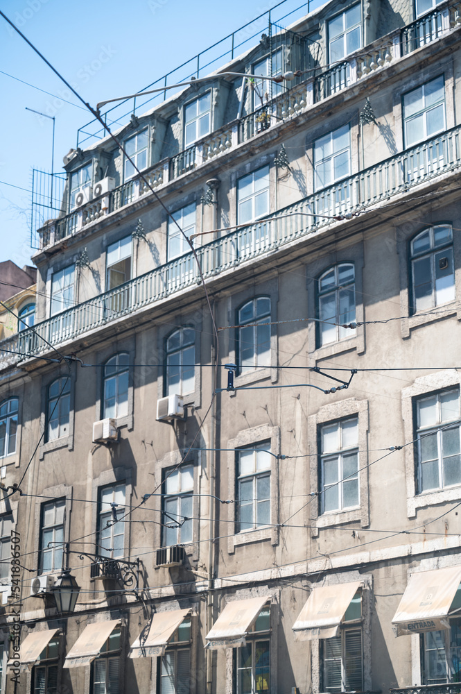 Fototapeta premium Build from Lisbon with windows