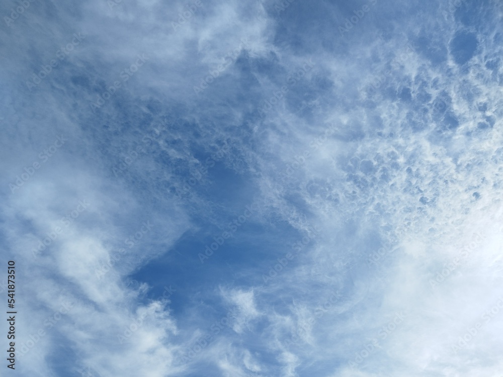 Obraz premium Clouds look like foam wave. cloud formation that appeared to look like an ocean in the sky.