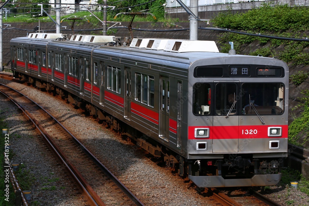 通勤電車 東急池上線1000系