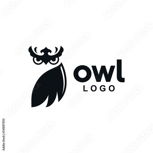 Simple Owl modern bird animal logo design vector photo