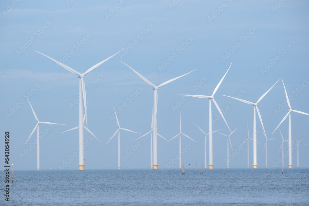 Wind turbines IJsselmeer || Windturbines IJsselmeer