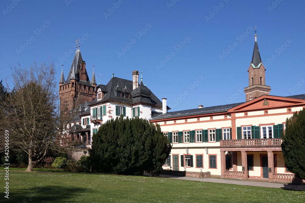 Schloss und Kirche in Weinheim