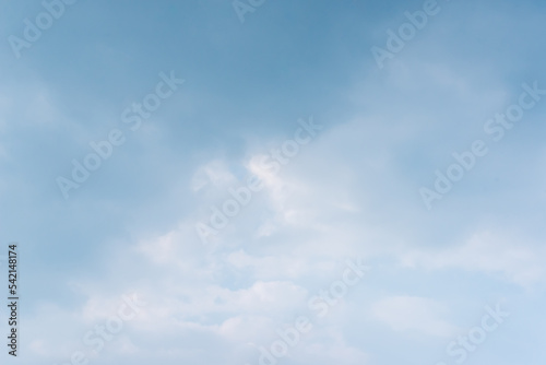Fototapeta Naklejka Na Ścianę i Meble -  clouds and blue sky  at afternoon before  on winter season