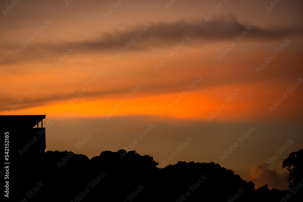 Fototapeta premium sky twilight sunset beautiful silhouette