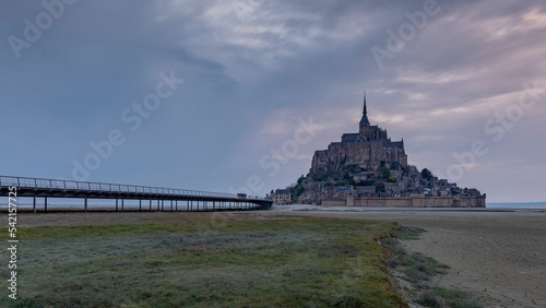 Wallpaper Mural Le Mont-Saint-Michel Torontodigital.ca