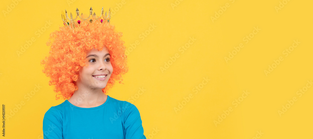 nice smile. imagine herself a princess. funny child in diadem. selfish teen girl in tiara. Funny teenager child in wig, party poster. Banner header, copy space. nice smile. imagine herself a princess. funny child in diadem. selfish teen girl in tiara. Funny teenager child in wig, party poster. Banner header, copy space.