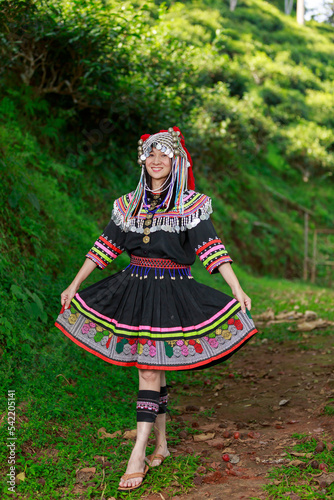 Tableau sur toile Miao Woman In Traditional Dress