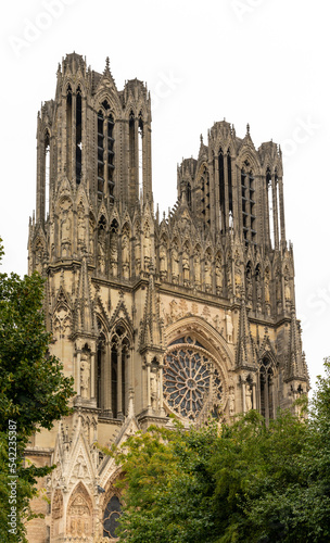 exterior view of the two spires of the Reims Cathedral