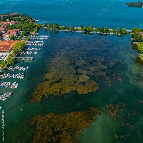 Der Kleine See zwischen der Altstadtinsel und dem Aeschacher Ufer in Lindau im Luftbild