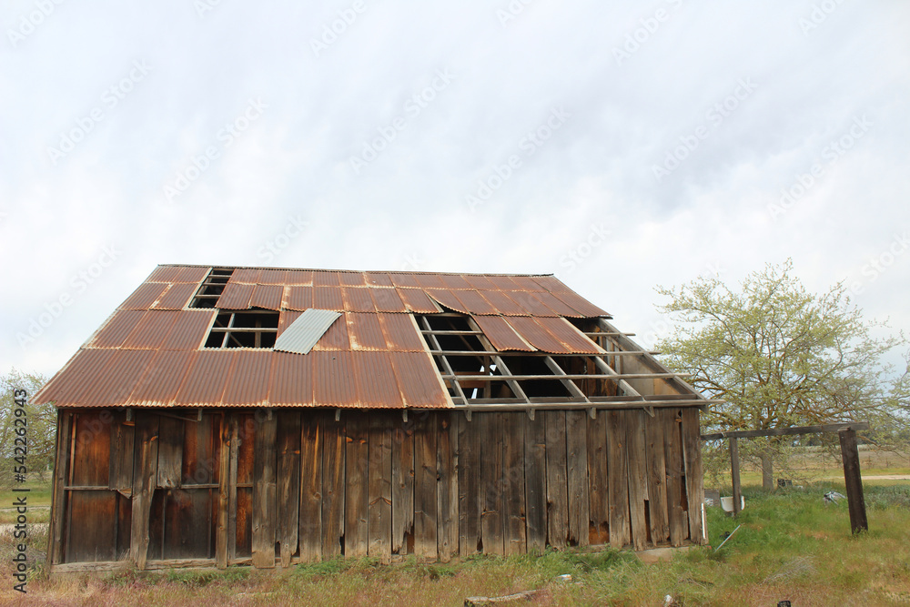 Obraz premium Abandoned Barn