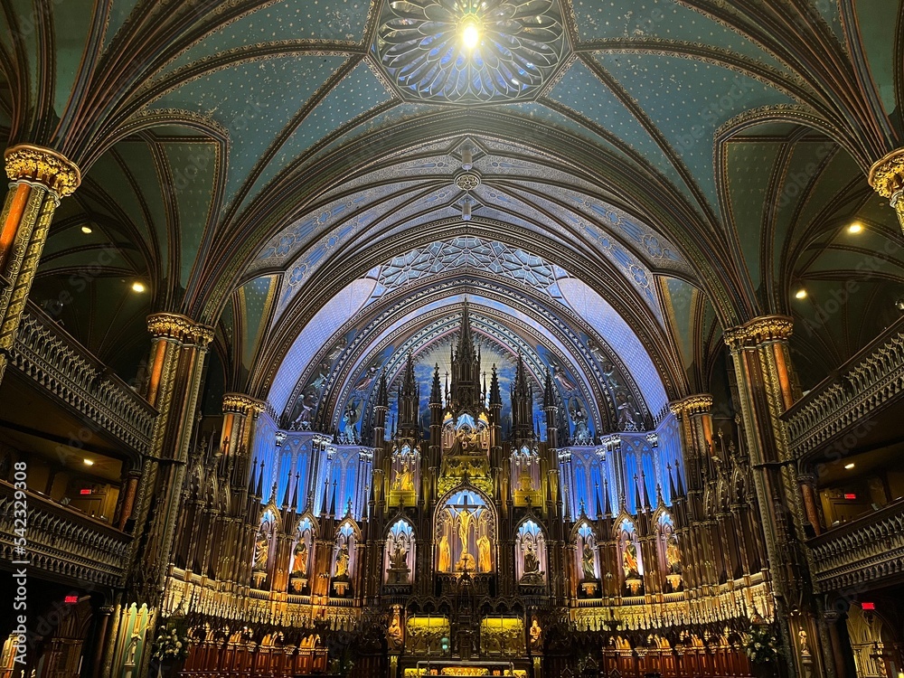 Fototapeta premium Notre-Dame Basilica of Montreal