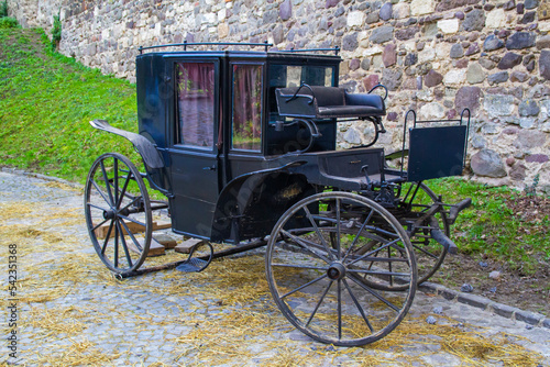 Obraz na płótnie Old carriage in Hungary w salonie