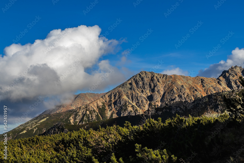Tatry krajobraz górski jesień słońce chmury